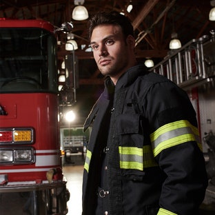 Eddie Diaz Ryan Guzman 9-1-1